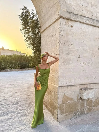Vestido largo sin espalda ni brazos