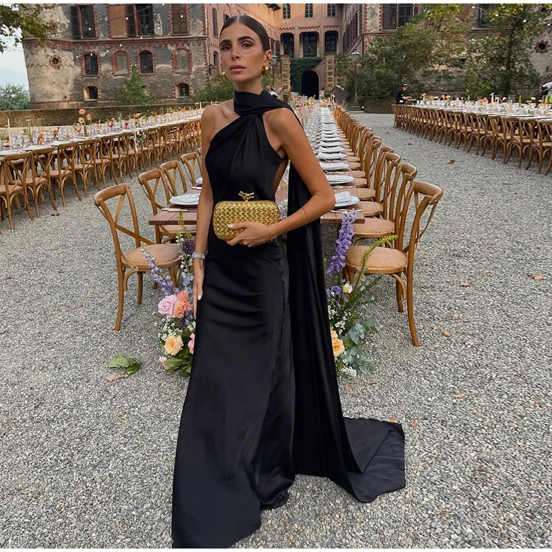 Vestido largo sin espalda ni brazos