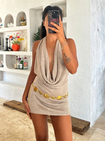 Vestido de manga corta con escote en V