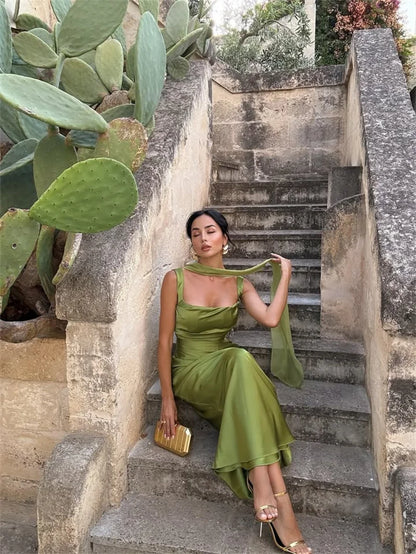 Vestido largo sin espalda ni brazos