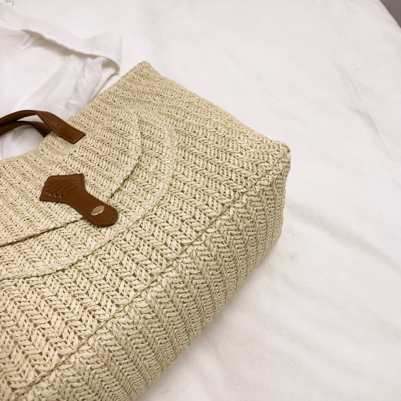 Bolso de paja de playa de verano