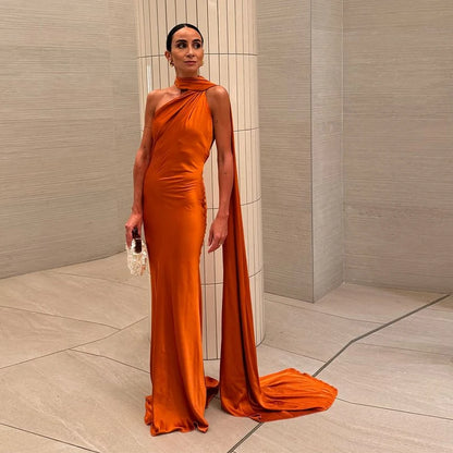 Vestido largo sin espalda ni brazos